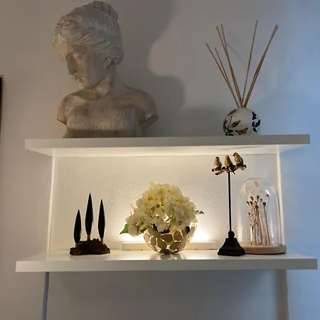 Apt Aldobrandini Lux-3